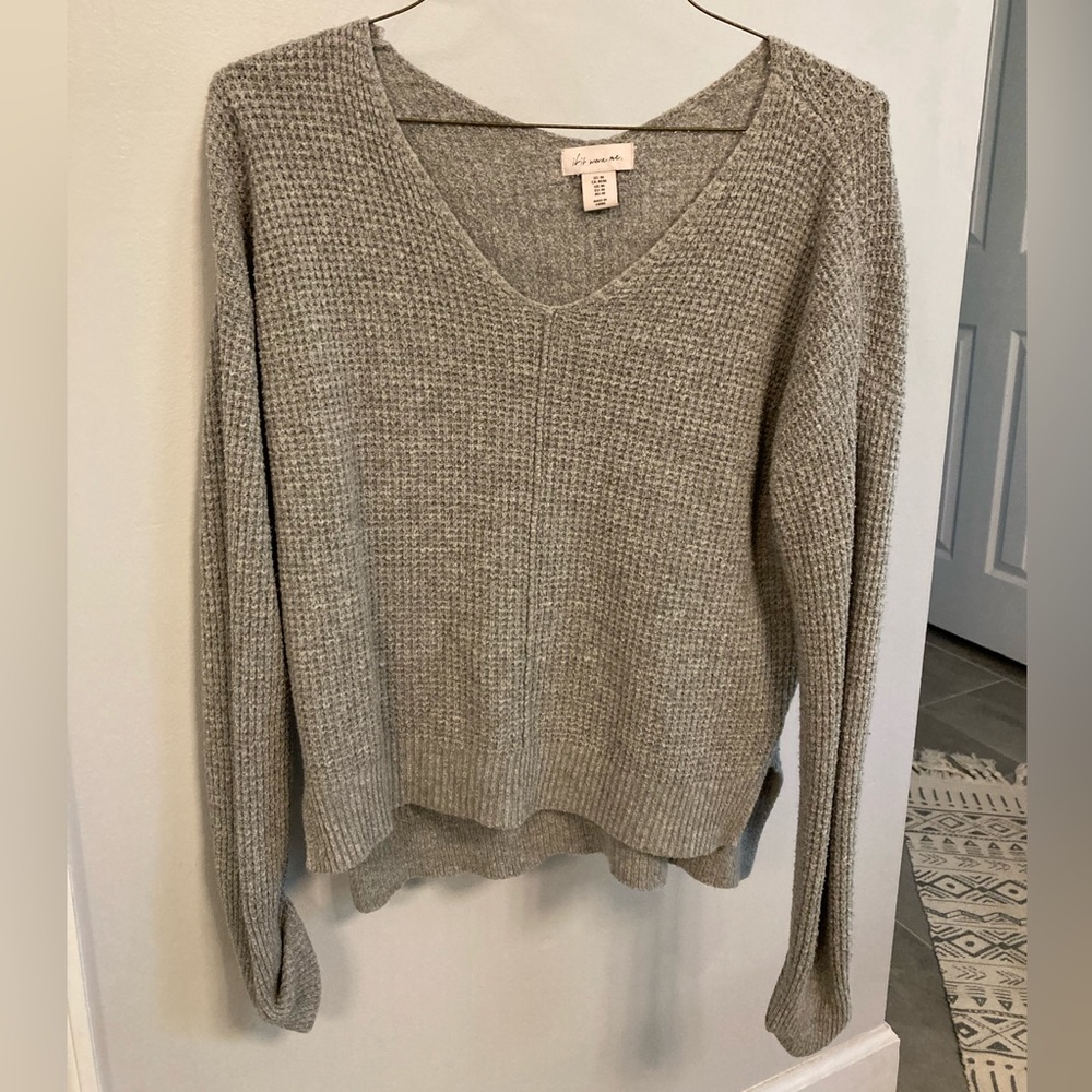 If it were me gray long sleeve sweater with cuff sleeves size medium
